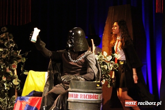 Zdjęcie w galerii na portalu naszraciborz.pl: Piętnaście lat zobowiązuje, więc Irrealis mocno pracuje wiadomości z regionu