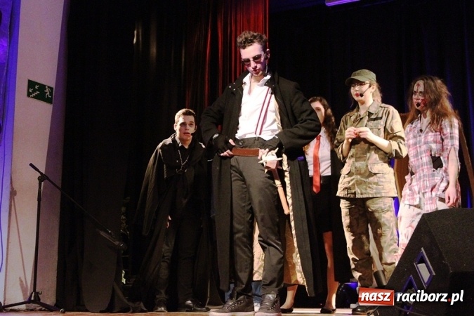 Zdjęcie w galerii na portalu naszraciborz.pl: Piętnaście lat zobowiązuje, więc Irrealis mocno pracuje wiadomości z regionu