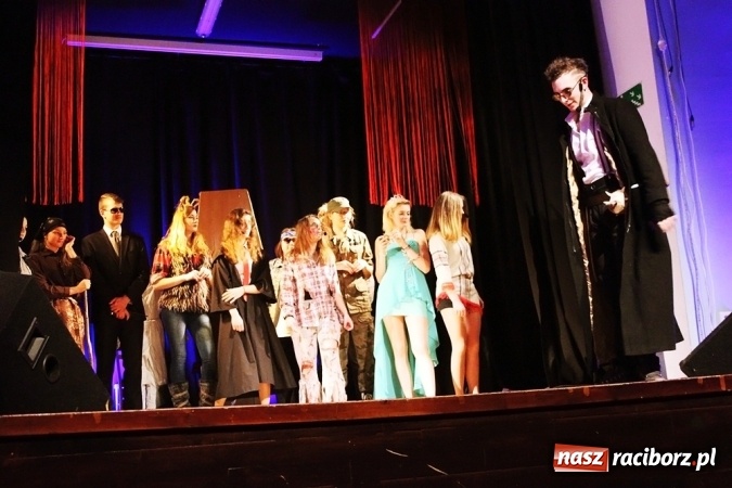 Zdjęcie w galerii na portalu naszraciborz.pl: Piętnaście lat zobowiązuje, więc Irrealis mocno pracuje wiadomości z regionu