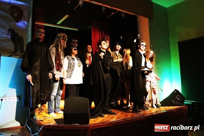 Zdjęcie w galerii na portalu naszraciborz.pl: Piętnaście lat zobowiązuje, więc Irrealis mocno pracuje wiadomości z regionu