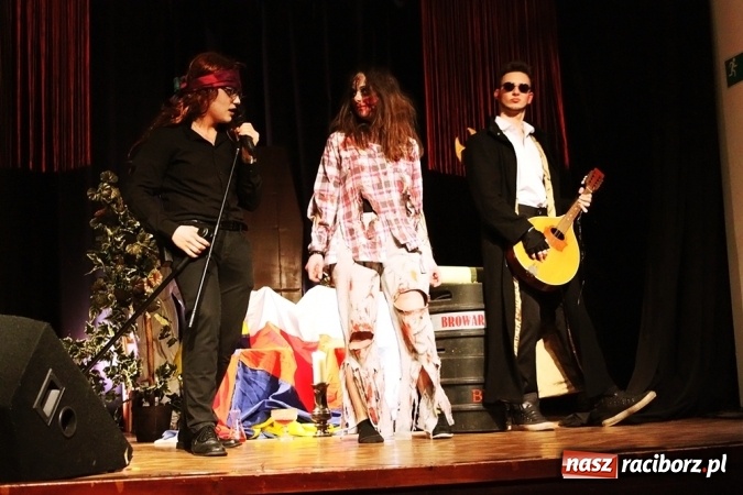 Zdjęcie w galerii na portalu naszraciborz.pl: Piętnaście lat zobowiązuje, więc Irrealis mocno pracuje wiadomości z regionu