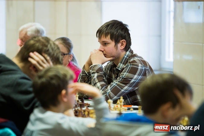 Zdjęcie w galerii na portalu naszraciborz.pl: XVII Międzynarodowy Turniej Szachowy o Puchar Prezydenta wiadomości z regionu