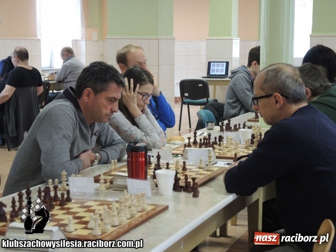 Zdjęcie w galerii na portalu naszraciborz.pl: XVII Międzynarodowy Turniej Szachowy o Puchar Prezydenta wiadomości z regionu
