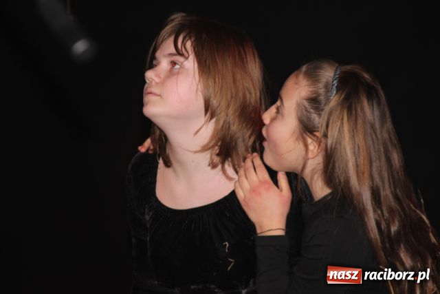 Zdjęcie w galerii na portalu naszraciborz.pl: Jubileuszowy przegląd inscenizacji bożonarodzeniowych wiadomości z regionu