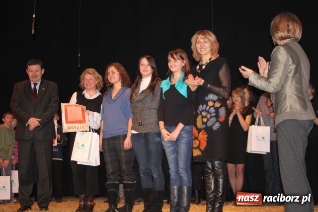 Zdjęcie w galerii na portalu naszraciborz.pl: Jubileuszowy przegląd inscenizacji bożonarodzeniowych wiadomości z regionu