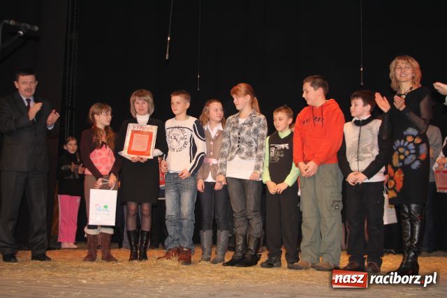 Zdjęcie w galerii na portalu naszraciborz.pl: Jubileuszowy przegląd inscenizacji bożonarodzeniowych wiadomości z regionu