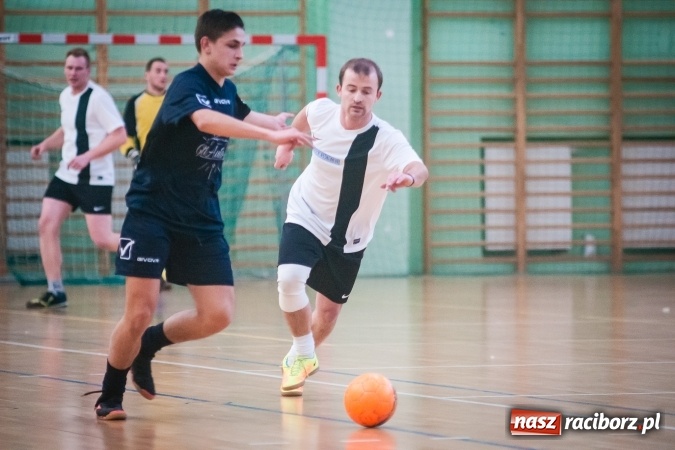 Zdjęcie w galerii na portalu naszraciborz.pl: Niedziela pod znakiem HLPN. Grała druga i pierwsza liga. Trafienie Jarosława Marcisza tysięczną bramką tej edycji ligi futsalu wiadomości z regionu