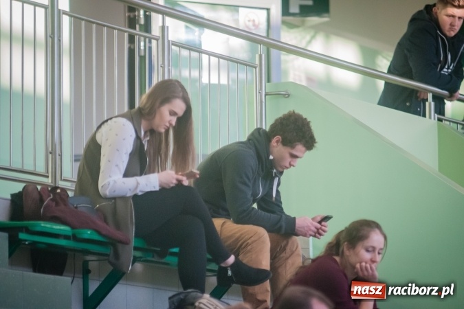 Zdjęcie w galerii na portalu naszraciborz.pl: Niedziela pod znakiem HLPN. Grała druga i pierwsza liga. Trafienie Jarosława Marcisza tysięczną bramką tej edycji ligi futsalu wiadomości z regionu