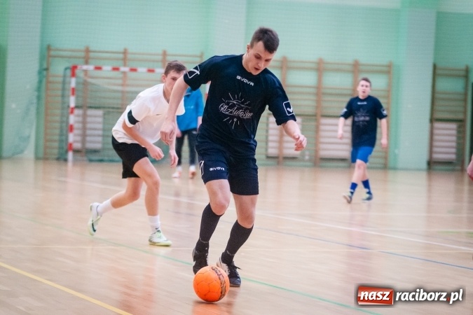 Zdjęcie w galerii na portalu naszraciborz.pl: Niedziela pod znakiem HLPN. Grała druga i pierwsza liga. Trafienie Jarosława Marcisza tysięczną bramką tej edycji ligi futsalu wiadomości z regionu