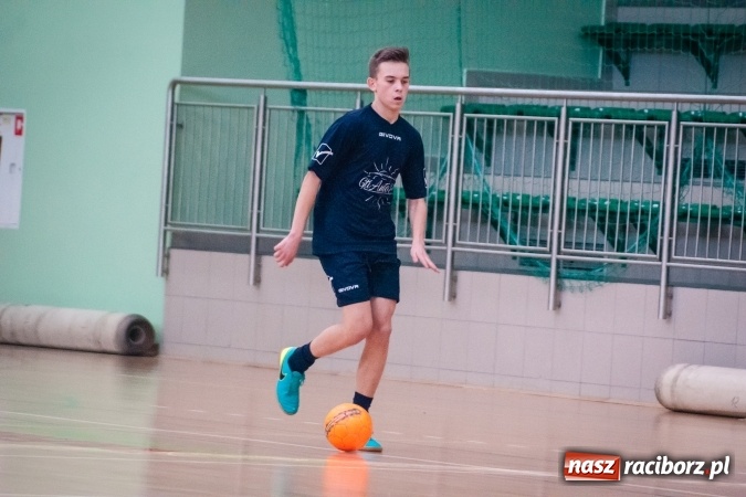 Zdjęcie w galerii na portalu naszraciborz.pl: Niedziela pod znakiem HLPN. Grała druga i pierwsza liga. Trafienie Jarosława Marcisza tysięczną bramką tej edycji ligi futsalu wiadomości z regionu