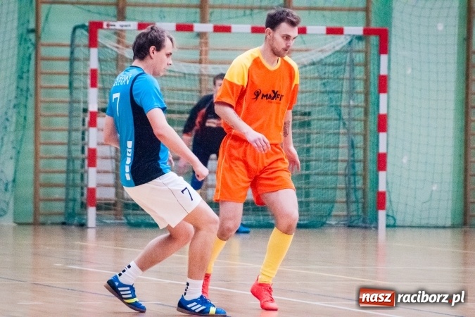 Zdjęcie w galerii na portalu naszraciborz.pl: Niedziela pod znakiem HLPN. Grała druga i pierwsza liga. Trafienie Jarosława Marcisza tysięczną bramką tej edycji ligi futsalu wiadomości z regionu