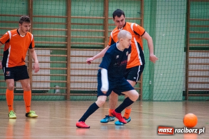 Zdjęcie w galerii na portalu naszraciborz.pl: Niedziela pod znakiem HLPN. Grała druga i pierwsza liga. Trafienie Jarosława Marcisza tysięczną bramką tej edycji ligi futsalu wiadomości z regionu