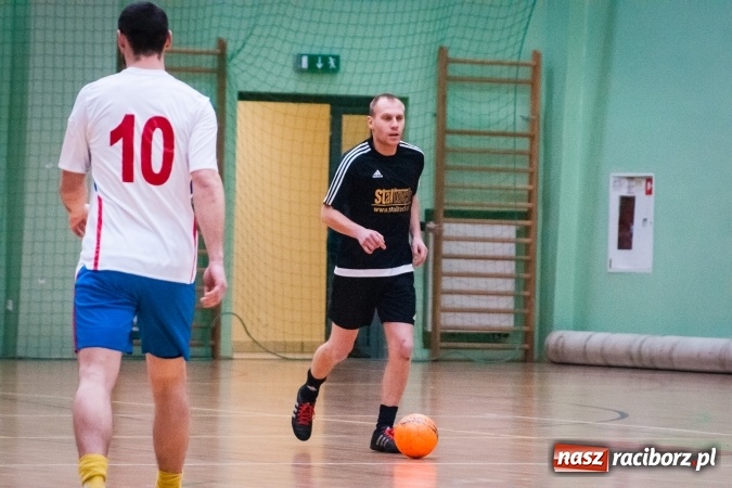 Zdjęcie w galerii na portalu naszraciborz.pl: Niedziela pod znakiem HLPN. Grała druga i pierwsza liga. Trafienie Jarosława Marcisza tysięczną bramką tej edycji ligi futsalu wiadomości z regionu