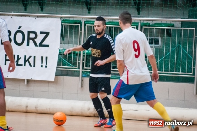 Zdjęcie w galerii na portalu naszraciborz.pl: Niedziela pod znakiem HLPN. Grała druga i pierwsza liga. Trafienie Jarosława Marcisza tysięczną bramką tej edycji ligi futsalu wiadomości z regionu