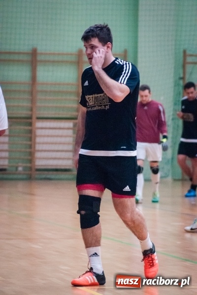 Zdjęcie w galerii na portalu naszraciborz.pl: Niedziela pod znakiem HLPN. Grała druga i pierwsza liga. Trafienie Jarosława Marcisza tysięczną bramką tej edycji ligi futsalu wiadomości z regionu