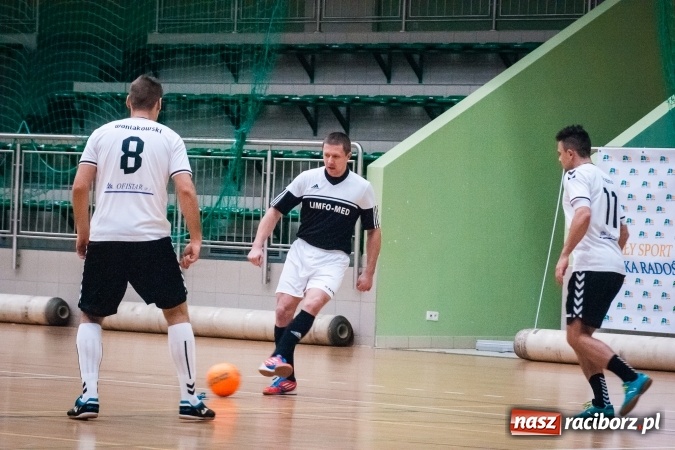 Zdjęcie w galerii na portalu naszraciborz.pl: Niedziela pod znakiem HLPN. Grała druga i pierwsza liga. Trafienie Jarosława Marcisza tysięczną bramką tej edycji ligi futsalu wiadomości z regionu