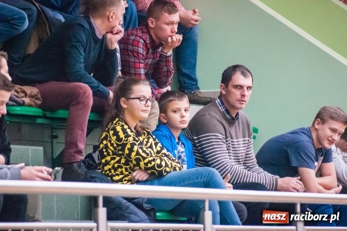 Zdjęcie w galerii na portalu naszraciborz.pl: Niedziela pod znakiem HLPN. Grała druga i pierwsza liga. Trafienie Jarosława Marcisza tysięczną bramką tej edycji ligi futsalu wiadomości z regionu