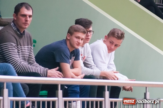 Zdjęcie w galerii na portalu naszraciborz.pl: Niedziela pod znakiem HLPN. Grała druga i pierwsza liga. Trafienie Jarosława Marcisza tysięczną bramką tej edycji ligi futsalu wiadomości z regionu