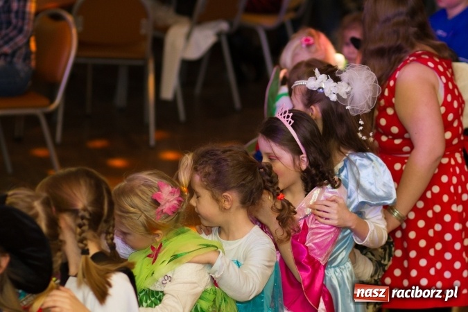 Zdjęcie w galerii na portalu naszraciborz.pl: Wielki bal przebierańc&oacute;w w Krzanowicach wiadomości z regionu