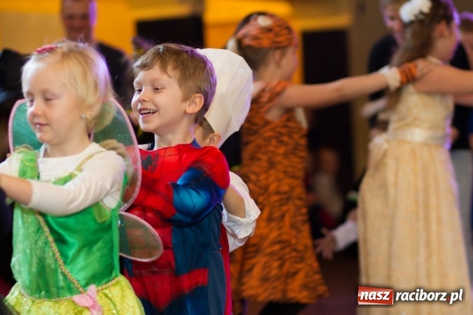 Zdjęcie w galerii na portalu naszraciborz.pl: Wielki bal przebierańc&oacute;w w Krzanowicach wiadomości z regionu