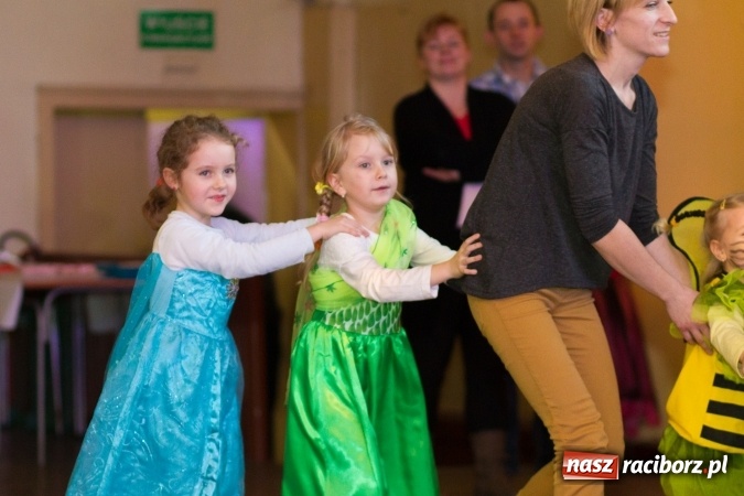 Zdjęcie w galerii na portalu naszraciborz.pl: Wielki bal przebierańc&oacute;w w Krzanowicach wiadomości z regionu