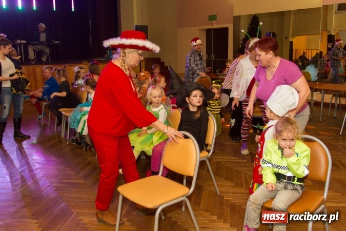 Zdjęcie w galerii na portalu naszraciborz.pl: Wielki bal przebierańc&oacute;w w Krzanowicach wiadomości z regionu