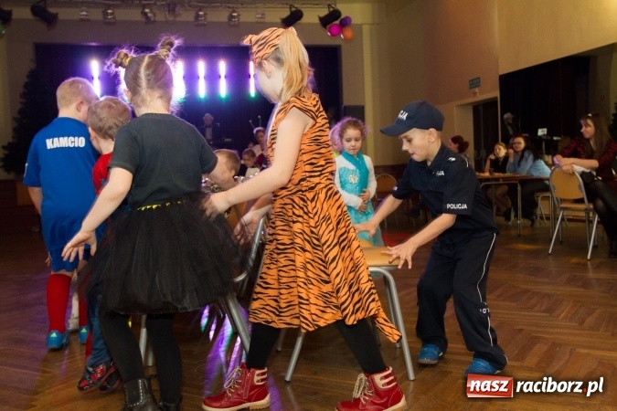 Zdjęcie w galerii na portalu naszraciborz.pl: Wielki bal przebierańc&oacute;w w Krzanowicach wiadomości z regionu