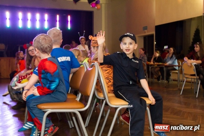 Zdjęcie w galerii na portalu naszraciborz.pl: Wielki bal przebierańc&oacute;w w Krzanowicach wiadomości z regionu