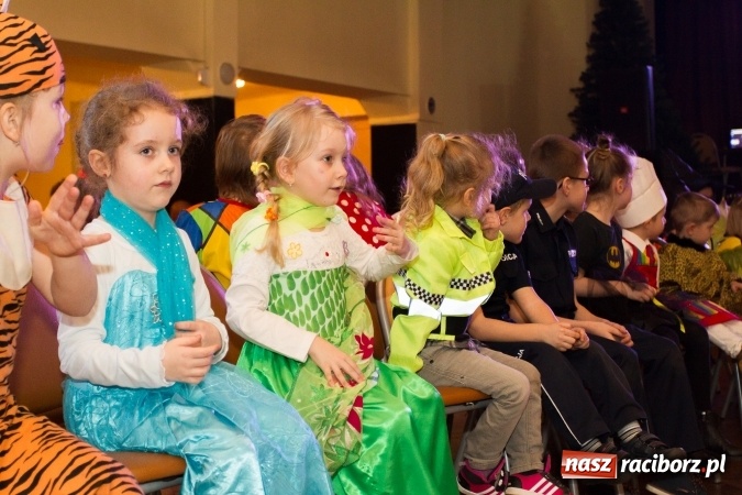 Zdjęcie w galerii na portalu naszraciborz.pl: Wielki bal przebierańc&oacute;w w Krzanowicach wiadomości z regionu