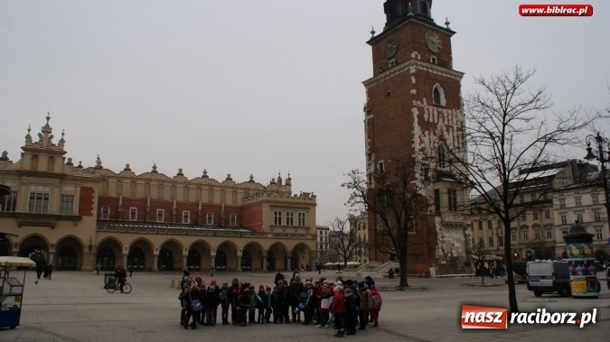 Zdjęcie w galerii na portalu naszraciborz.pl: Krasnoludki są na świecie! Uczestnicy Ferii z biblioteką na wycieczce w Krakowie wiadomości z regionu
