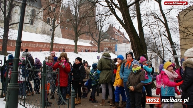 Zdjęcie w galerii na portalu naszraciborz.pl: Krasnoludki są na świecie! Uczestnicy Ferii z biblioteką na wycieczce w Krakowie wiadomości z regionu