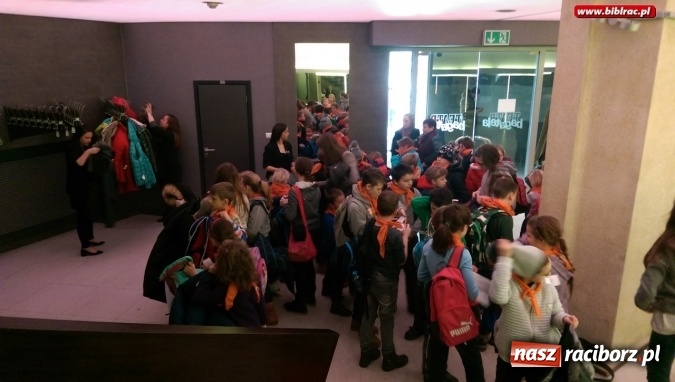 Zdjęcie w galerii na portalu naszraciborz.pl: Krasnoludki są na świecie! Uczestnicy Ferii z biblioteką na wycieczce w Krakowie wiadomości z regionu