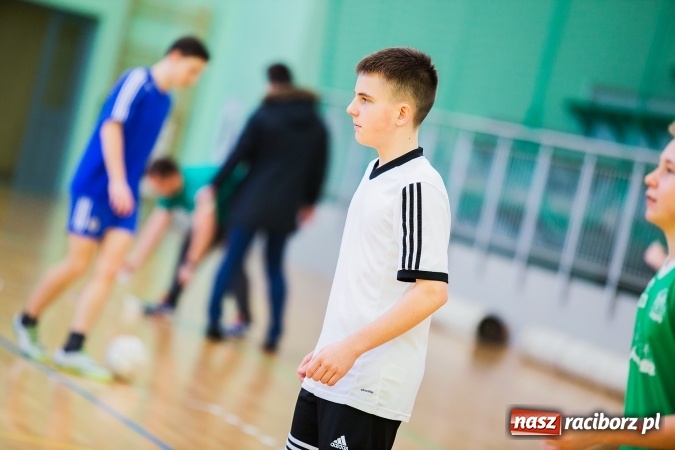 Zdjęcie w galerii na portalu naszraciborz.pl: Turniej siatkonogi w Arenie Rafako wiadomości z regionu