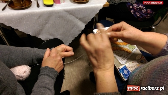 Zdjęcie w galerii na portalu naszraciborz.pl: Zrobione w domu, pokazane w bibliotece wiadomości z regionu