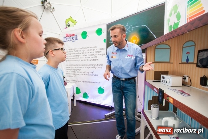 Zdjęcie w galerii na portalu naszraciborz.pl: Ostatnia szansa, by wygrać dla swojej szkoły wizytę mobilnego centrum nauki – finał Planety Energii coraz bliżej!  wiadomości z regionu