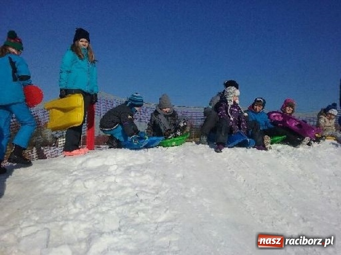 Zdjęcie w galerii na portalu naszraciborz.pl: Zimowe szaleństwa podczas ferii z SM Nowoczesna wiadomości z regionu