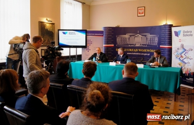 Zdjęcie w galerii na portalu naszraciborz.pl: Ruszyła kampania informacyjna o wdrażaniu zmian w systemie oświaty wiadomości z regionu