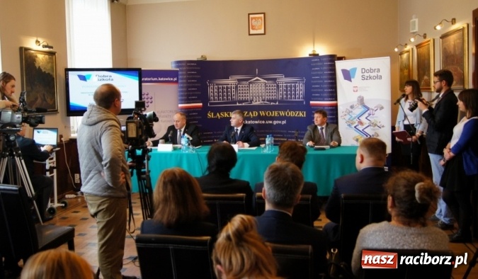 Zdjęcie w galerii na portalu naszraciborz.pl: Ruszyła kampania informacyjna o wdrażaniu zmian w systemie oświaty wiadomości z regionu