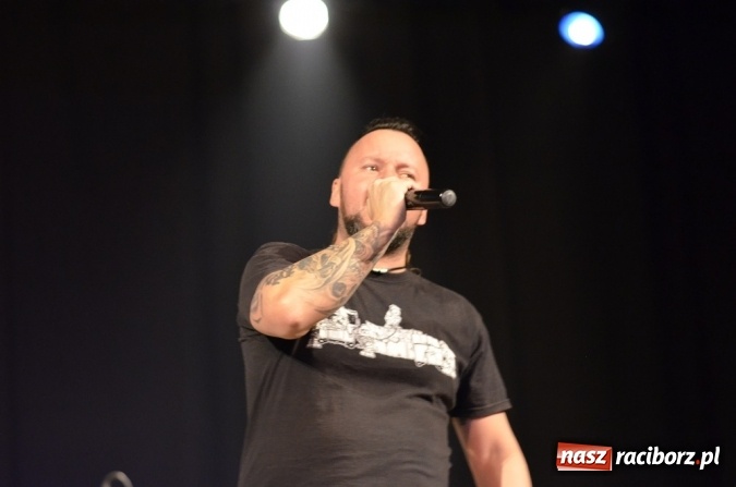 Zdjęcie w galerii na portalu naszraciborz.pl: Koncert Punk Rocka w Strzesze wiadomości z regionu