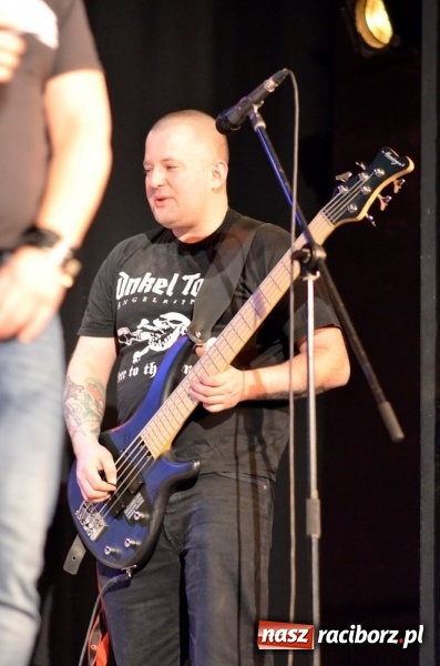 Zdjęcie w galerii na portalu naszraciborz.pl: Koncert Punk Rocka w Strzesze wiadomości z regionu