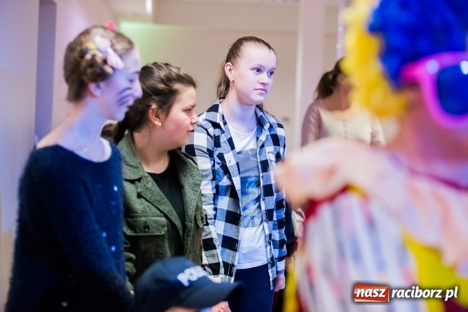 Zdjęcie w galerii na portalu naszraciborz.pl: Wielki bal karnawałowy w Pietrowicach Wielkich wiadomości z regionu