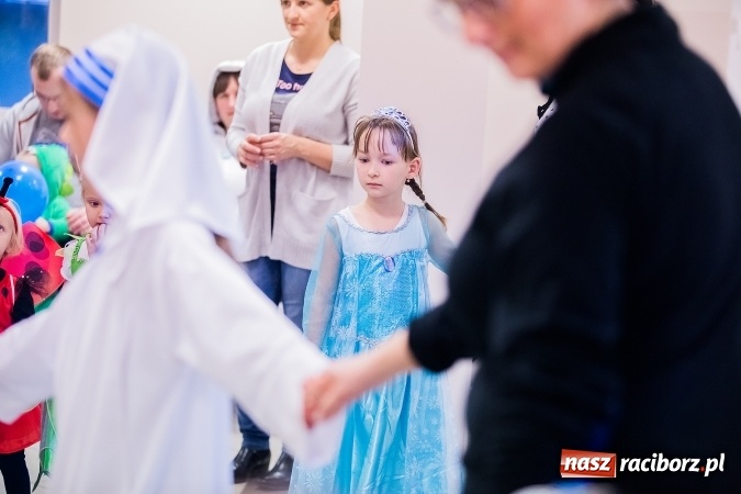 Zdjęcie w galerii na portalu naszraciborz.pl: Wielki bal karnawałowy w Pietrowicach Wielkich wiadomości z regionu