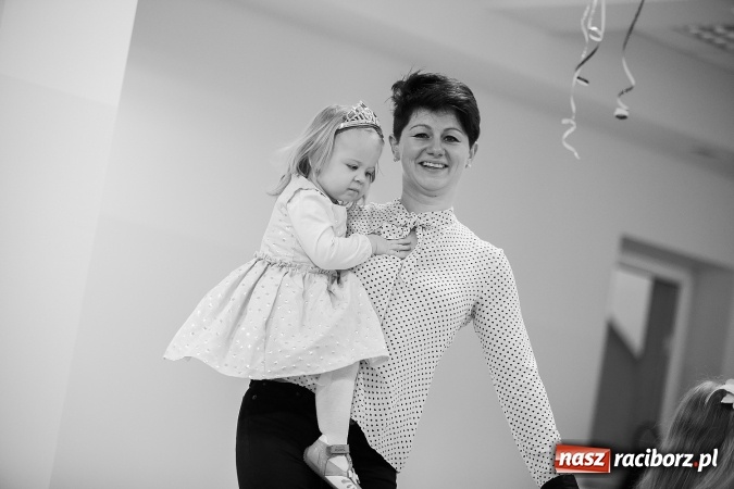 Zdjęcie w galerii na portalu naszraciborz.pl: Wielki bal karnawałowy w Pietrowicach Wielkich wiadomości z regionu