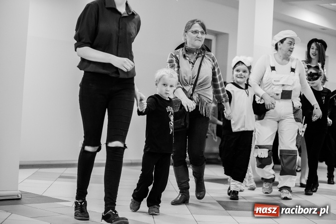 Zdjęcie w galerii na portalu naszraciborz.pl: Wielki bal karnawałowy w Pietrowicach Wielkich wiadomości z regionu