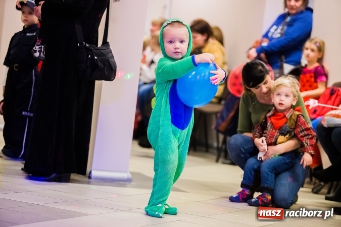 Zdjęcie w galerii na portalu naszraciborz.pl: Wielki bal karnawałowy w Pietrowicach Wielkich wiadomości z regionu