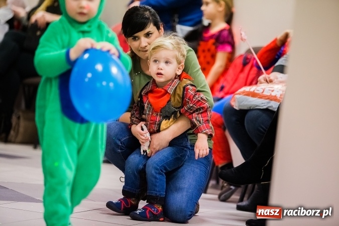 Zdjęcie w galerii na portalu naszraciborz.pl: Wielki bal karnawałowy w Pietrowicach Wielkich wiadomości z regionu