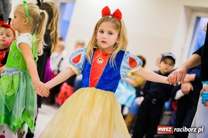 Zdjęcie w galerii na portalu naszraciborz.pl: Wielki bal karnawałowy w Pietrowicach Wielkich wiadomości z regionu