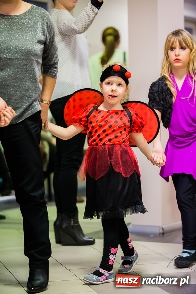 Zdjęcie w galerii na portalu naszraciborz.pl: Wielki bal karnawałowy w Pietrowicach Wielkich wiadomości z regionu