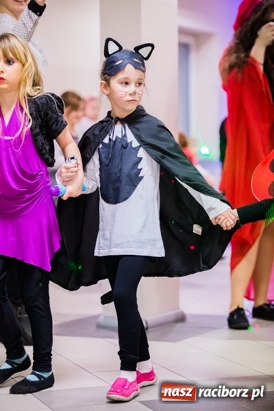 Zdjęcie w galerii na portalu naszraciborz.pl: Wielki bal karnawałowy w Pietrowicach Wielkich wiadomości z regionu