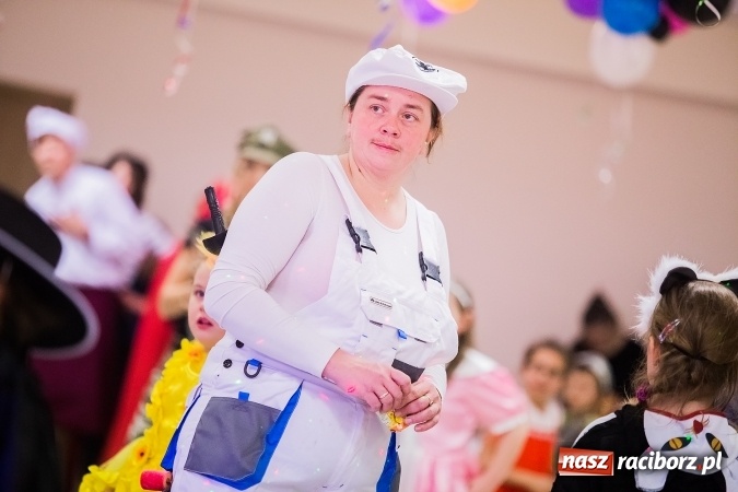 Zdjęcie w galerii na portalu naszraciborz.pl: Wielki bal karnawałowy w Pietrowicach Wielkich wiadomości z regionu